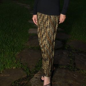 SOLD Stretch Batik pleated maxi skirt